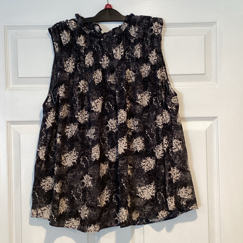 Joie Black and Cream Patterned Blouse